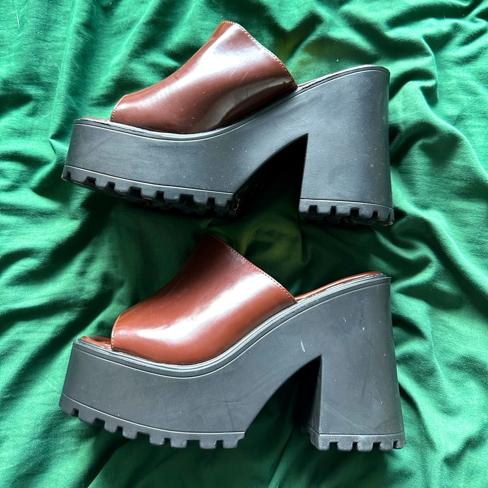 SHEIN BROWN CHUCKY PLATFORM HEELS